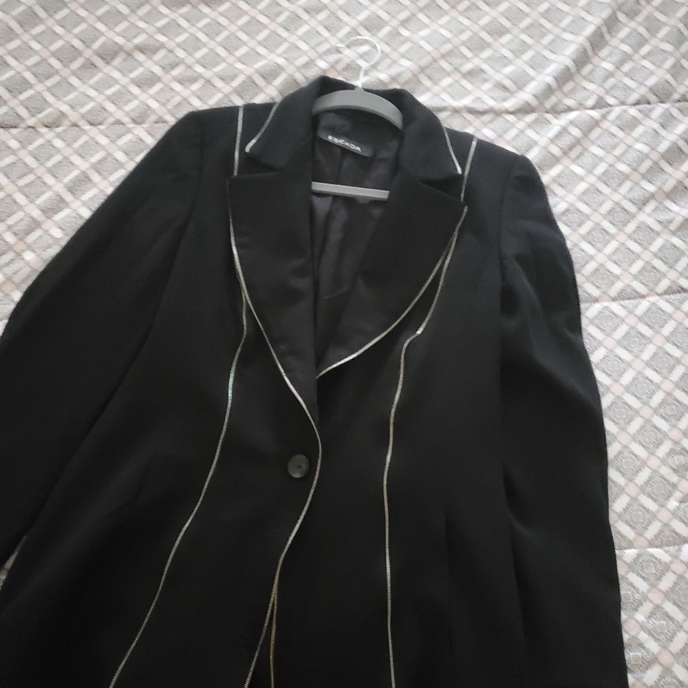 Jaket negra con Orillia plata escada